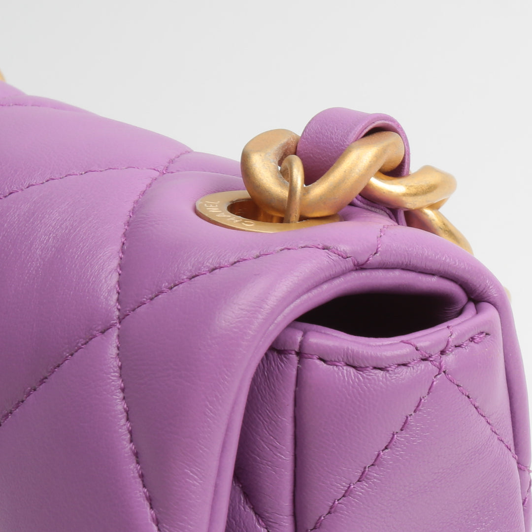 Bolsa de colgajo de cadena de caramelo de Chanel - Purple