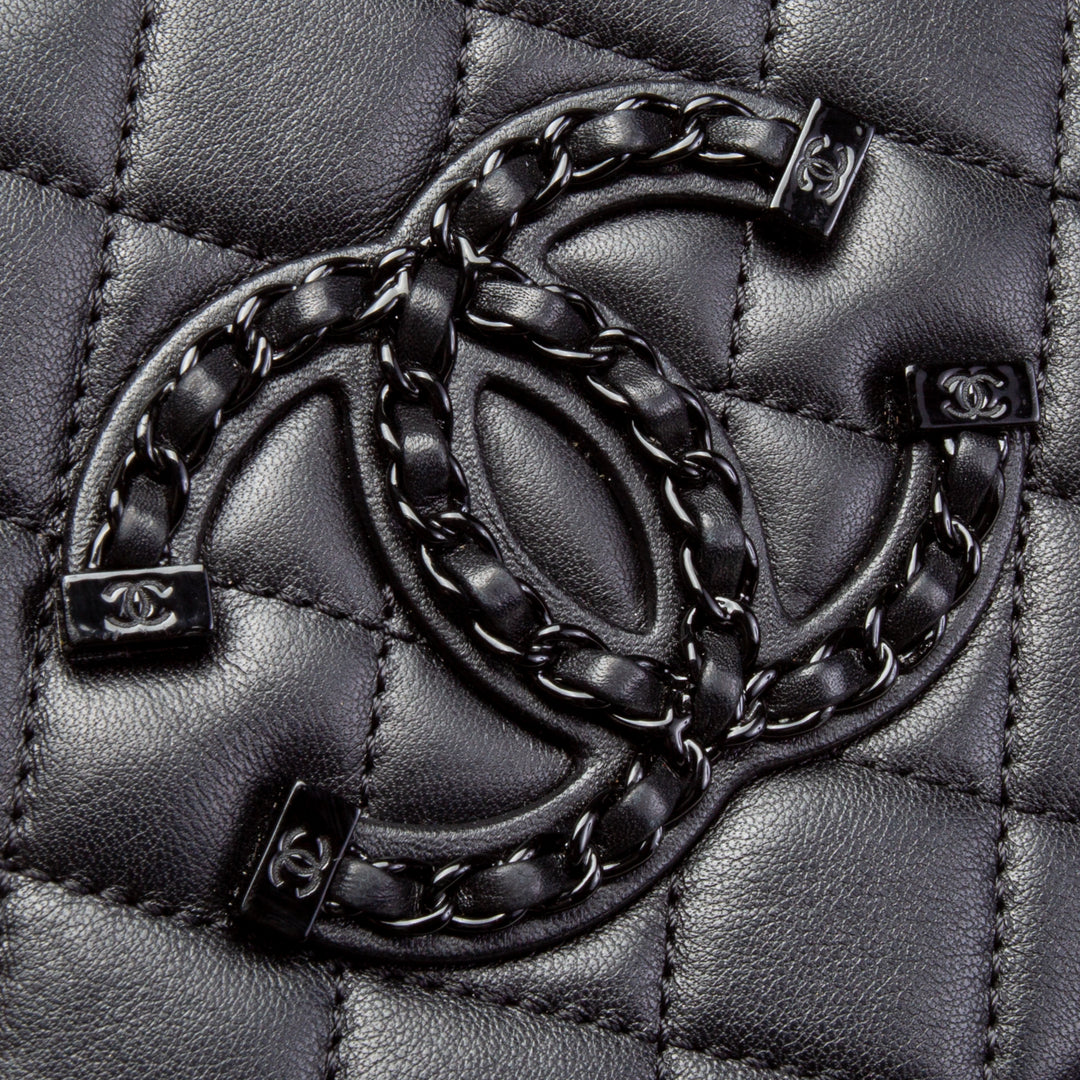 Bolso de hombro de tocador de incógnito de chanel cc - tan negro