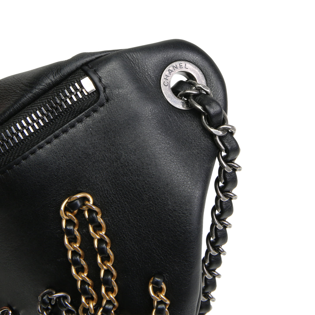 Bolsa de cintura de Chanel Chain 20S Signe - Negro