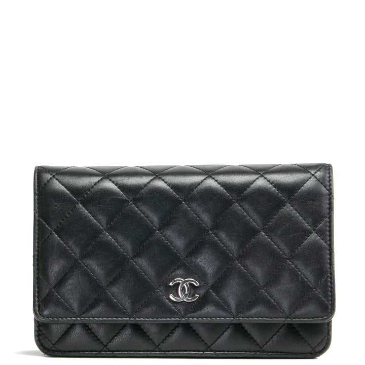 Billetera de piel de cordero de chanel en la cadena - venta final de salida negra