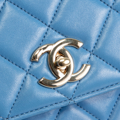 CHANEL Quilted Medium Trendy CC Flap Top Handle Bag - Blue