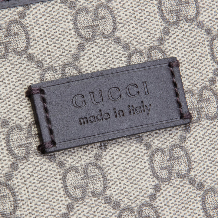 Gucci GG Supreme Medium Zipper 2 vías de 2 vías