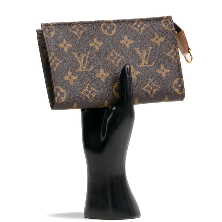 Louis Vuitton Marais Bucket Pochette - Outlet Final Sale