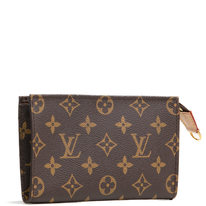 Louis Vuitton Marais Bucket Pochette - Outlet Final Sale