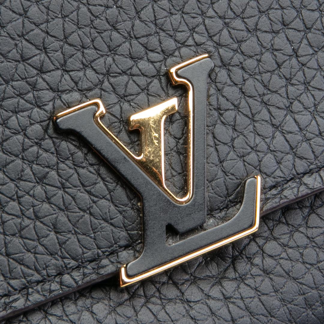 Louis Vuitton Capucines Compact Wallet- Negro con rosa