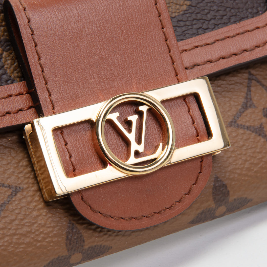 Louis Vuitton Dauphine Compact Billet Monograma inversa