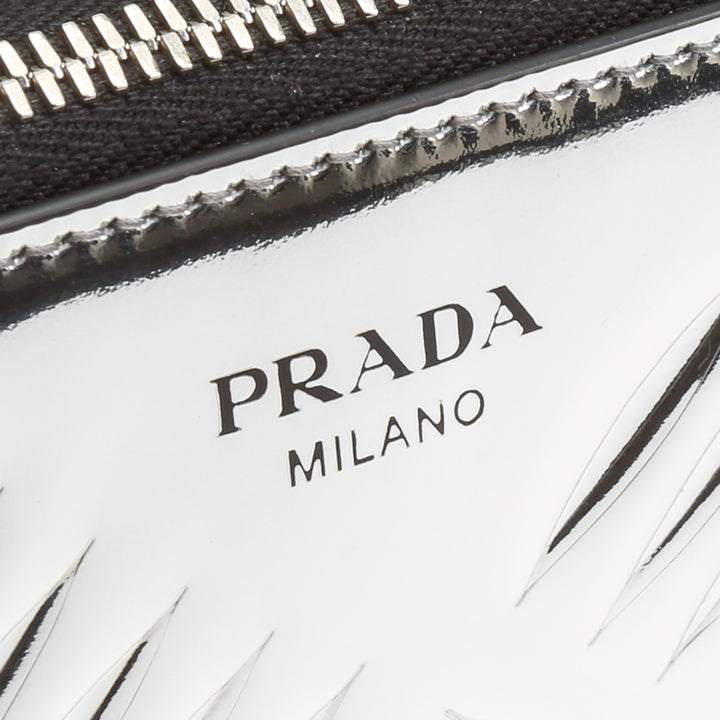 Prada Spazzolato Andoliera Bolso de cámara - Plata metálica