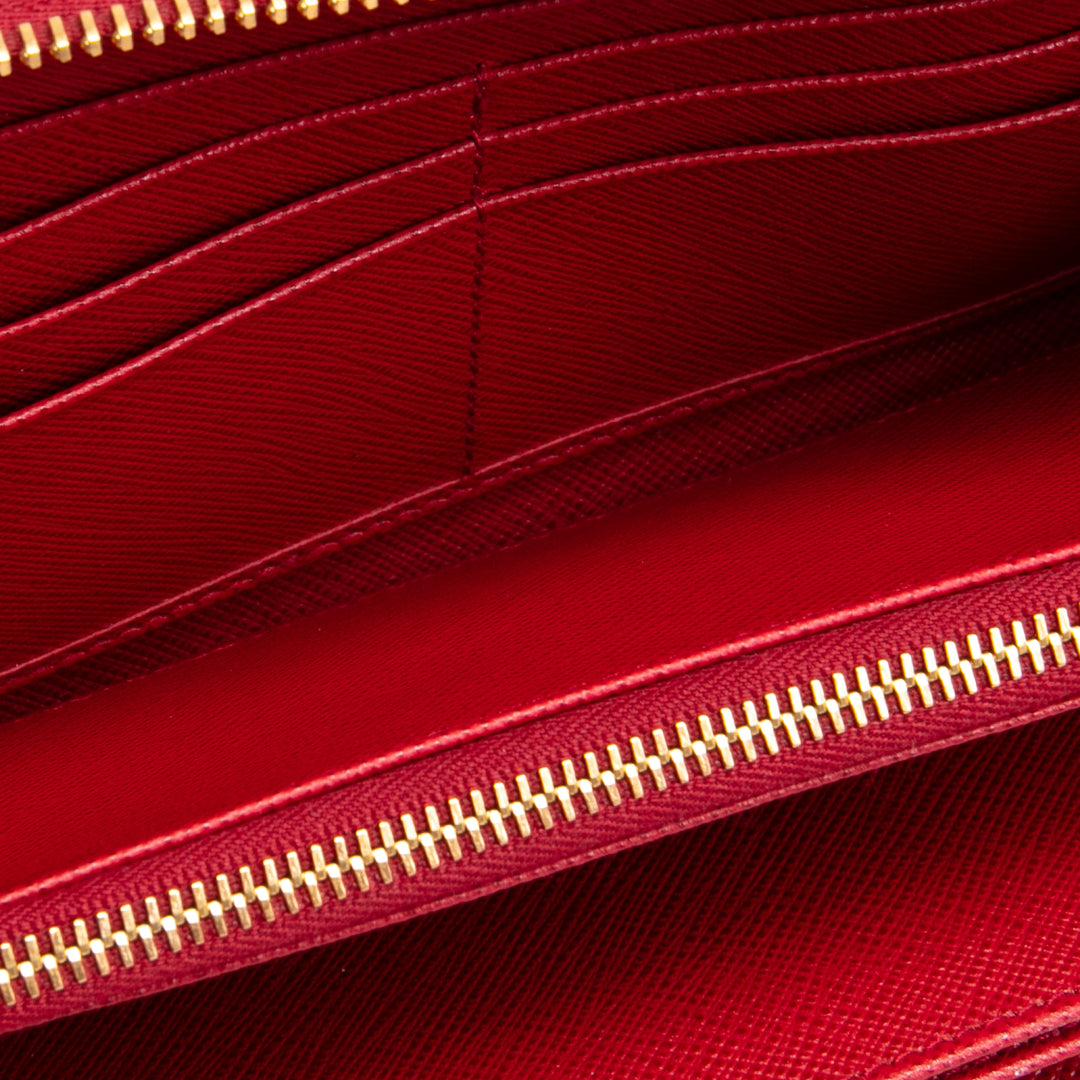 Prada Saffiano Lux Leather Willet Continental - Rojo