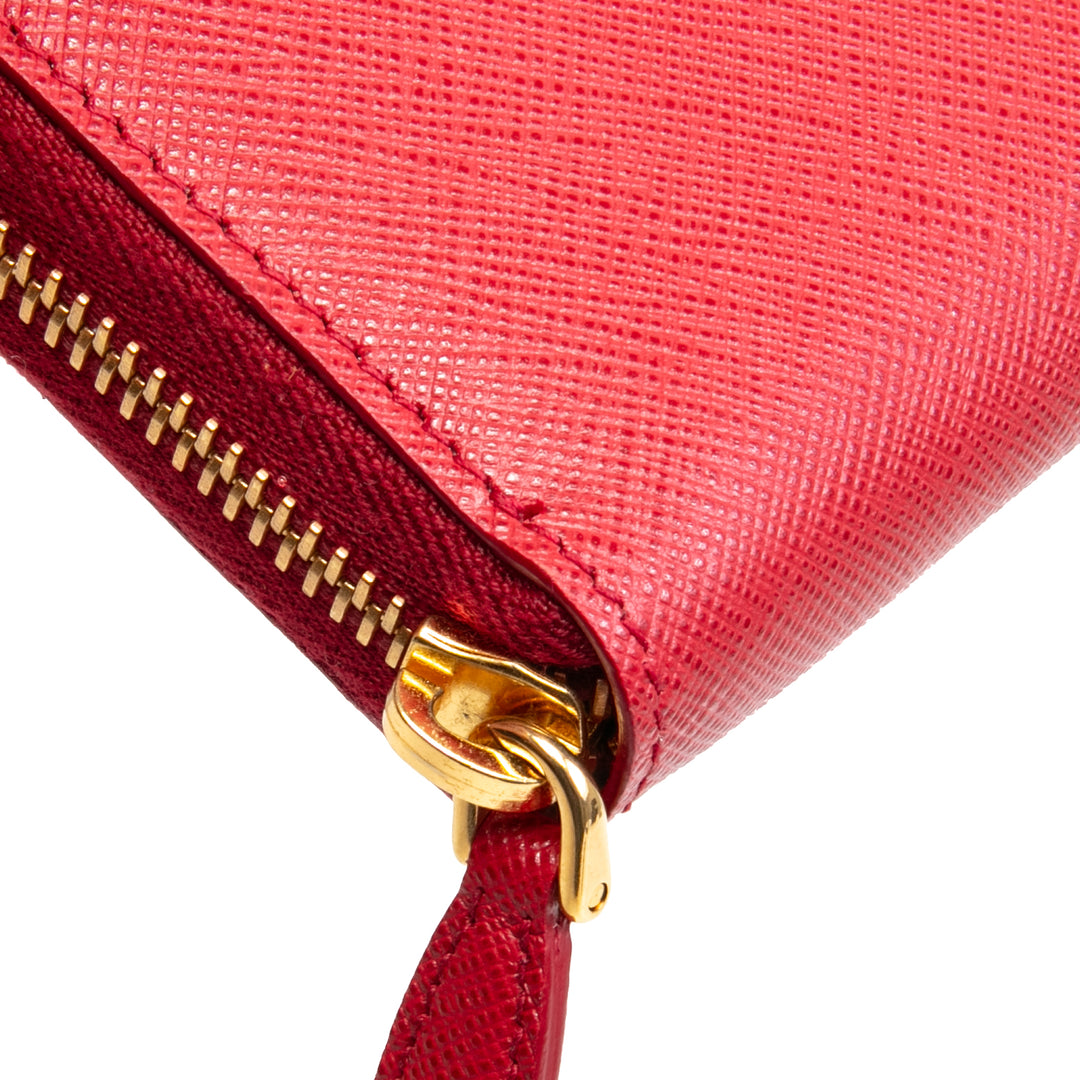 Prada Saffiano Lux Leather Willet Continental - Rojo